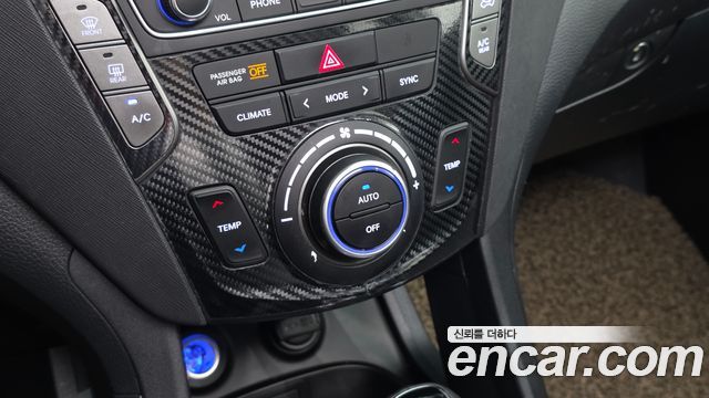 Hyundai Santafe 2016 — photo 24