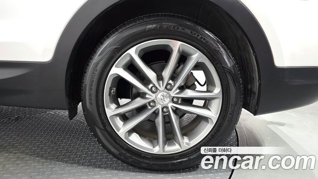 Hyundai Santafe 2016 — photo 7