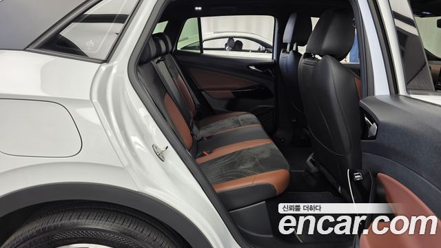 Volkswagen ID.4 2023 — photo 12