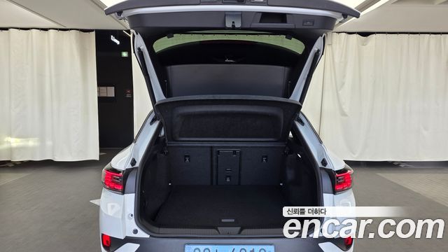 Volkswagen ID.4 2023 — photo 20