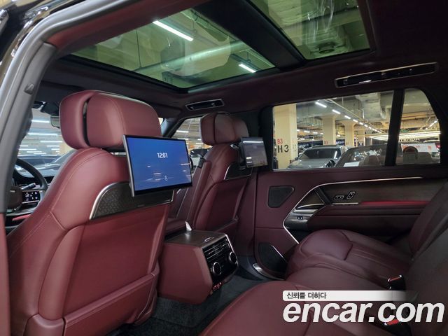 Land Rover Range Rover 2026 — photo 7