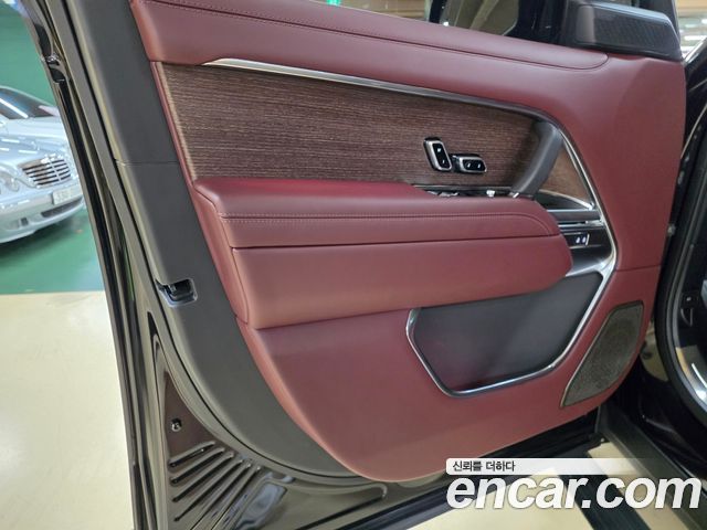 Land Rover Range Rover 2026 — photo 12