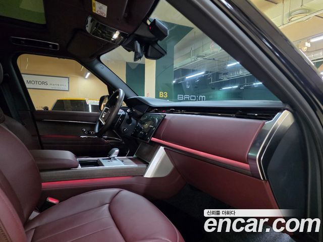 Land Rover Range Rover 2026 — photo 14