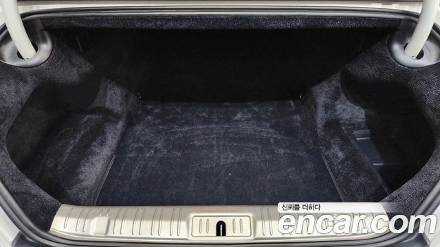 Rolls-Royce Wraith 2017 — photo 20