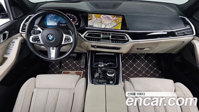 BMW X7 2022 — photo 10
