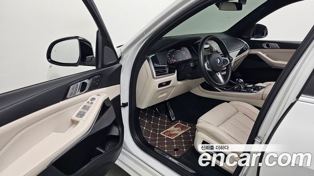 BMW X7 2022 — photo 13