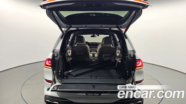 BMW X7 2022 — photo 26