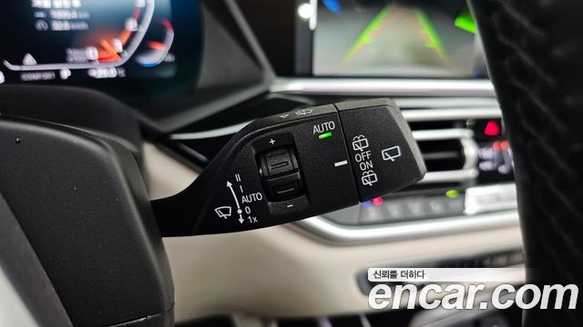 BMW X7 2022 — photo 32