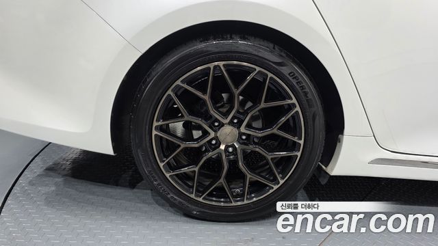 Kia K5 2017 — photo 5