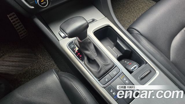 Kia K5 2017 — photo 12