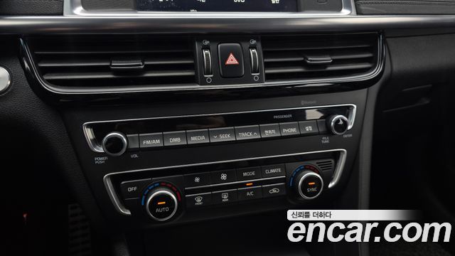 Kia K5 2017 — photo 23