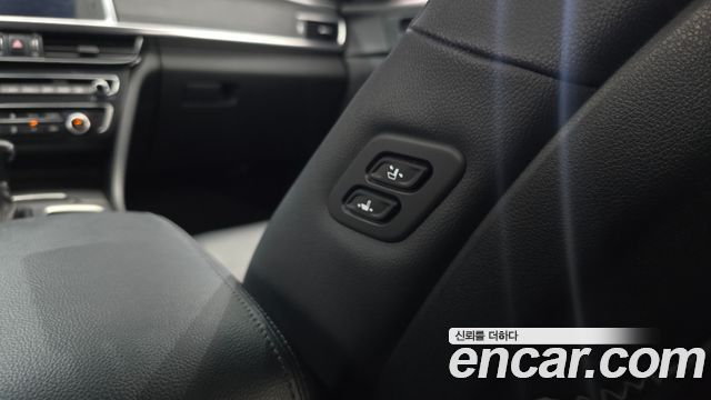 Kia K5 2017 — photo 30