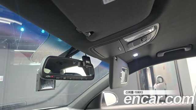 Kia K5 2017 — photo 31