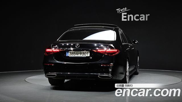 Mercedes-Benz S-Class 2023 — photo 4