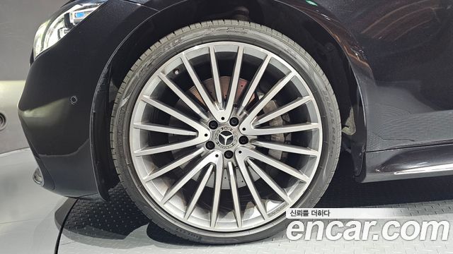 Mercedes-Benz S-Class 2023 — photo 5