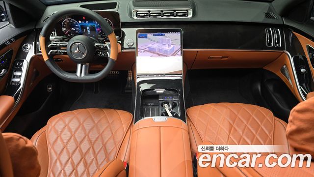 Mercedes-Benz S-Class 2023 — photo 10