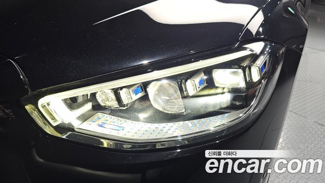 Mercedes-Benz S-Class 2023 — photo 8