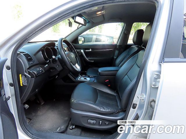 Kia Sorento 2012 — photo 5