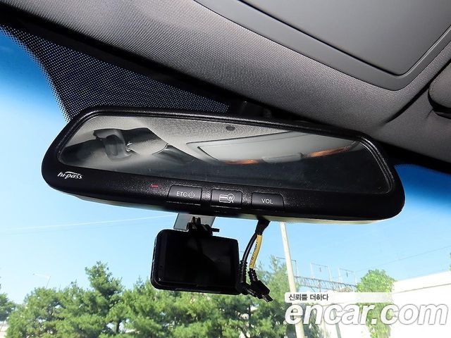 Kia Sorento 2012 — photo 17