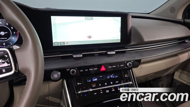 Kia Canival 2023 — photo 19