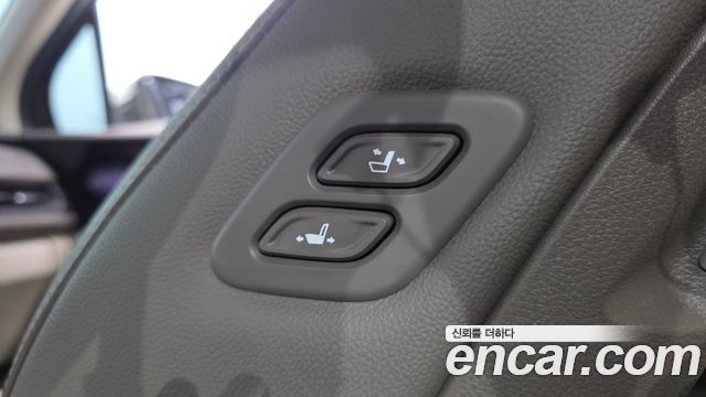 Kia Canival 2023 — photo 22