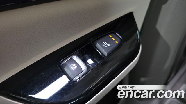Kia Canival 2023 — photo 30