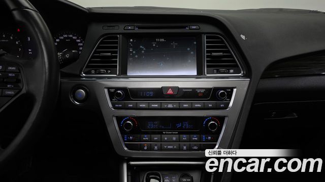 Hyundai Sonata 2016 — photo 20