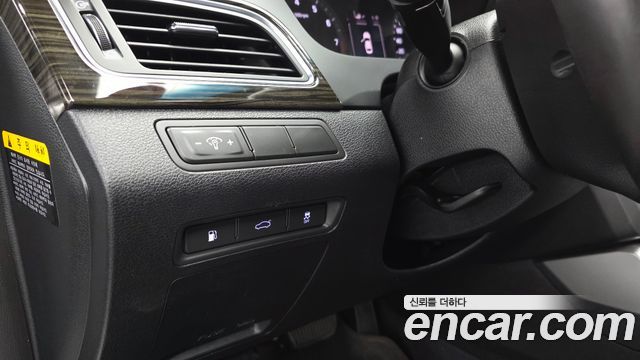 Hyundai Sonata 2016 — photo 23