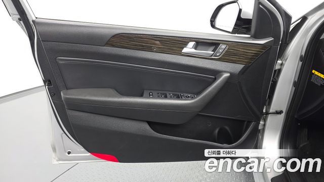 Hyundai Sonata 2016 — photo 14