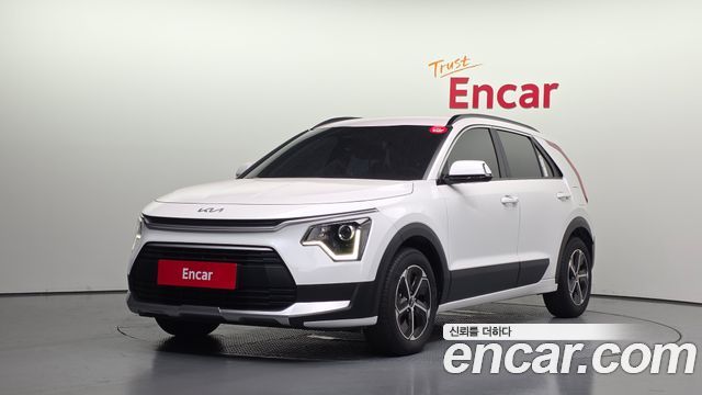 Kia Niro 2025 — photo 1