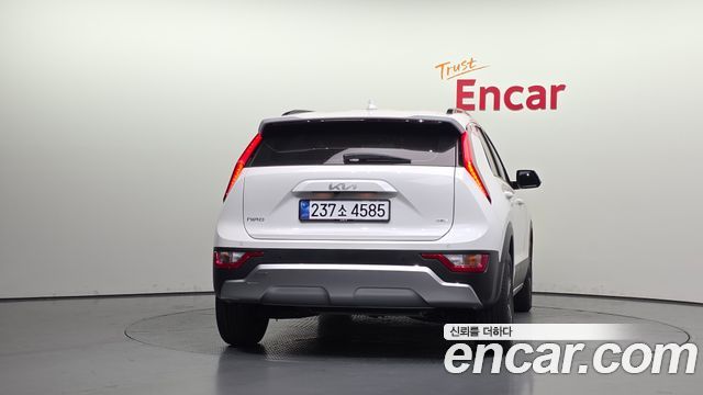 Kia Niro 2025 — photo 4