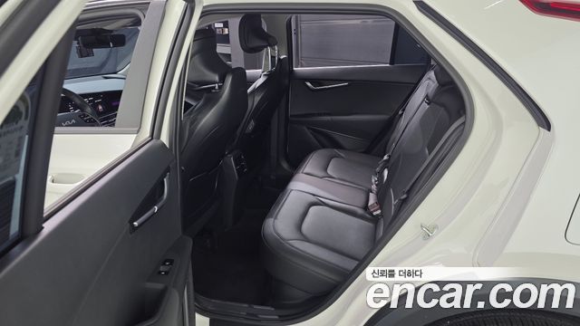 Kia Niro 2025 — photo 11