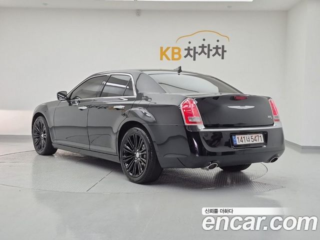 Chrysler 300C 2014 — photo 3