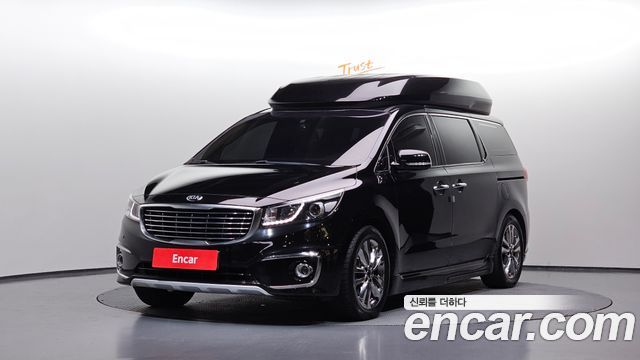 Kia Canival 2015 — photo 1