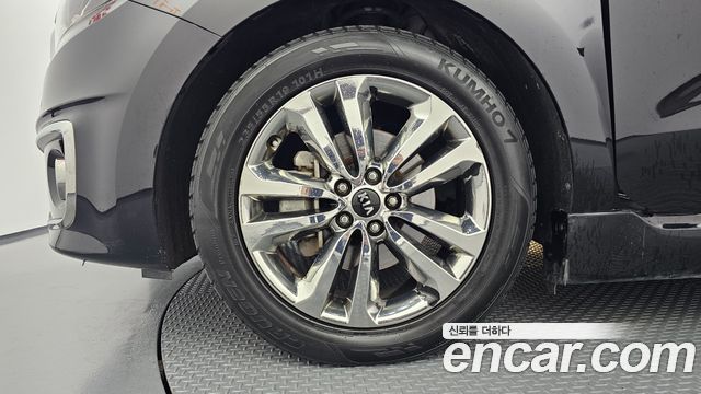 Kia Canival 2015 — photo 5