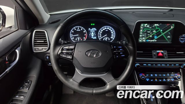 Hyundai Grandeur 2019 — photo 19