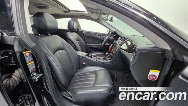 Mercedes-Benz CLS-Class 2006 — photo 10