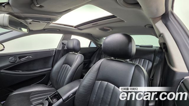 Mercedes-Benz CLS-Class 2006 — photo 11