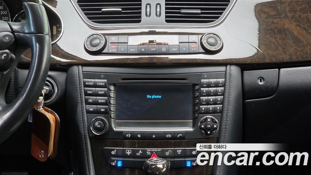 Mercedes-Benz CLS-Class 2006 — photo 16