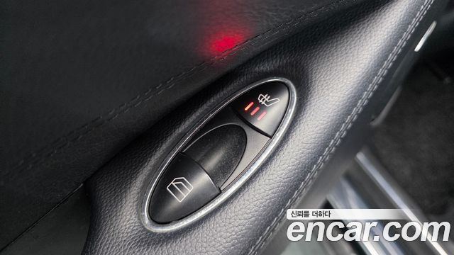 Mercedes-Benz CLS-Class 2006 — photo 18