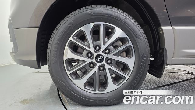 Hyundai Starex 2019 — photo 5
