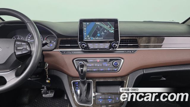 Hyundai Starex 2019 — photo 14