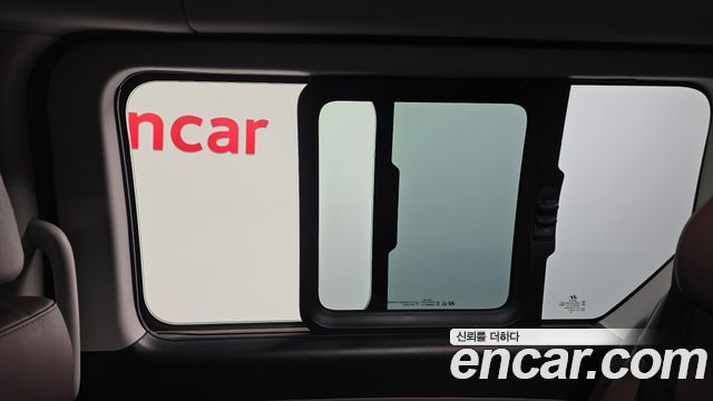 Hyundai Starex 2019 — photo 18