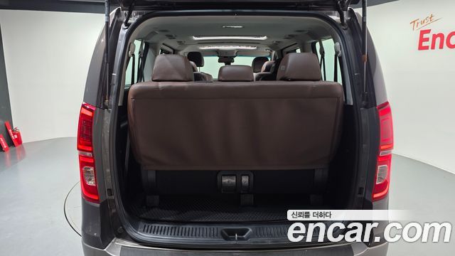 Hyundai Starex 2019 — photo 20