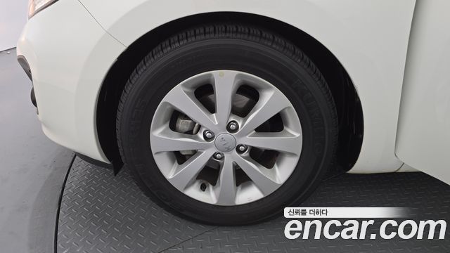Kia pride 2014 — photo 5