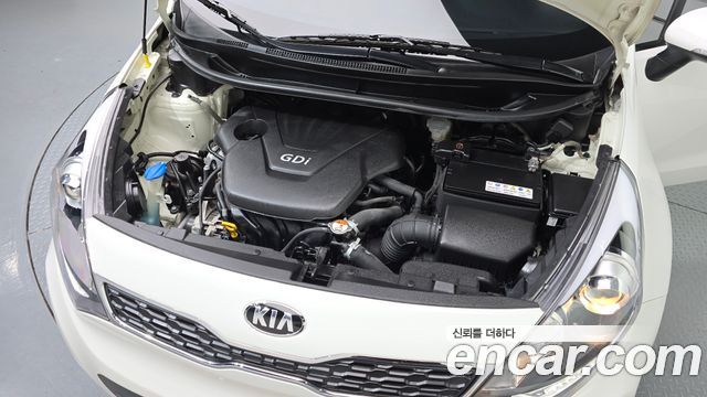 Kia pride 2014 — photo 6