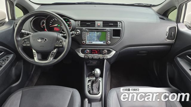 Kia pride 2014 — photo 7