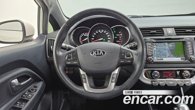 Kia pride 2014 — photo 13