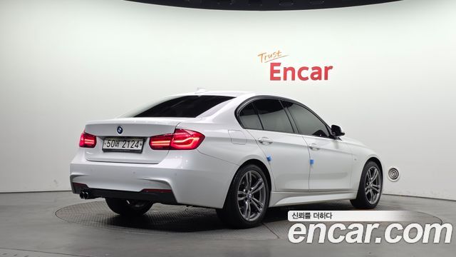 BMW 3-Series 2018 — photo 2