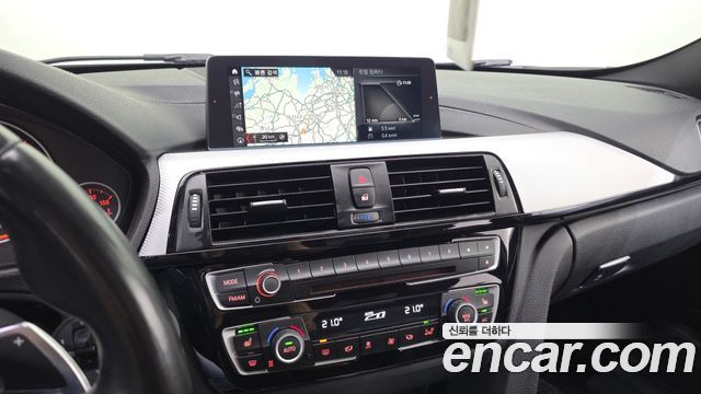 BMW 3-Series 2018 — photo 19